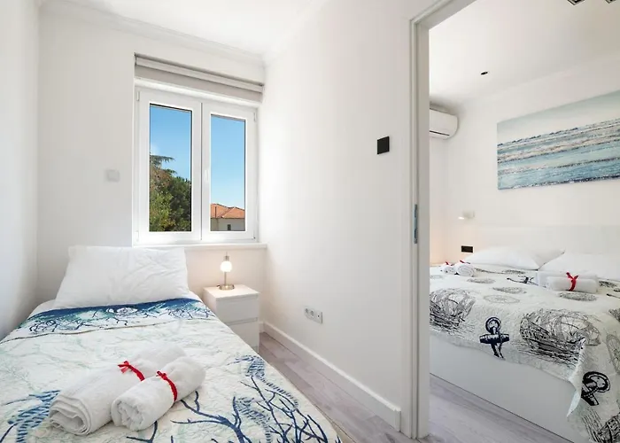 Apartament Ella *