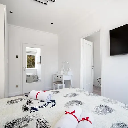Ella Apartamento *